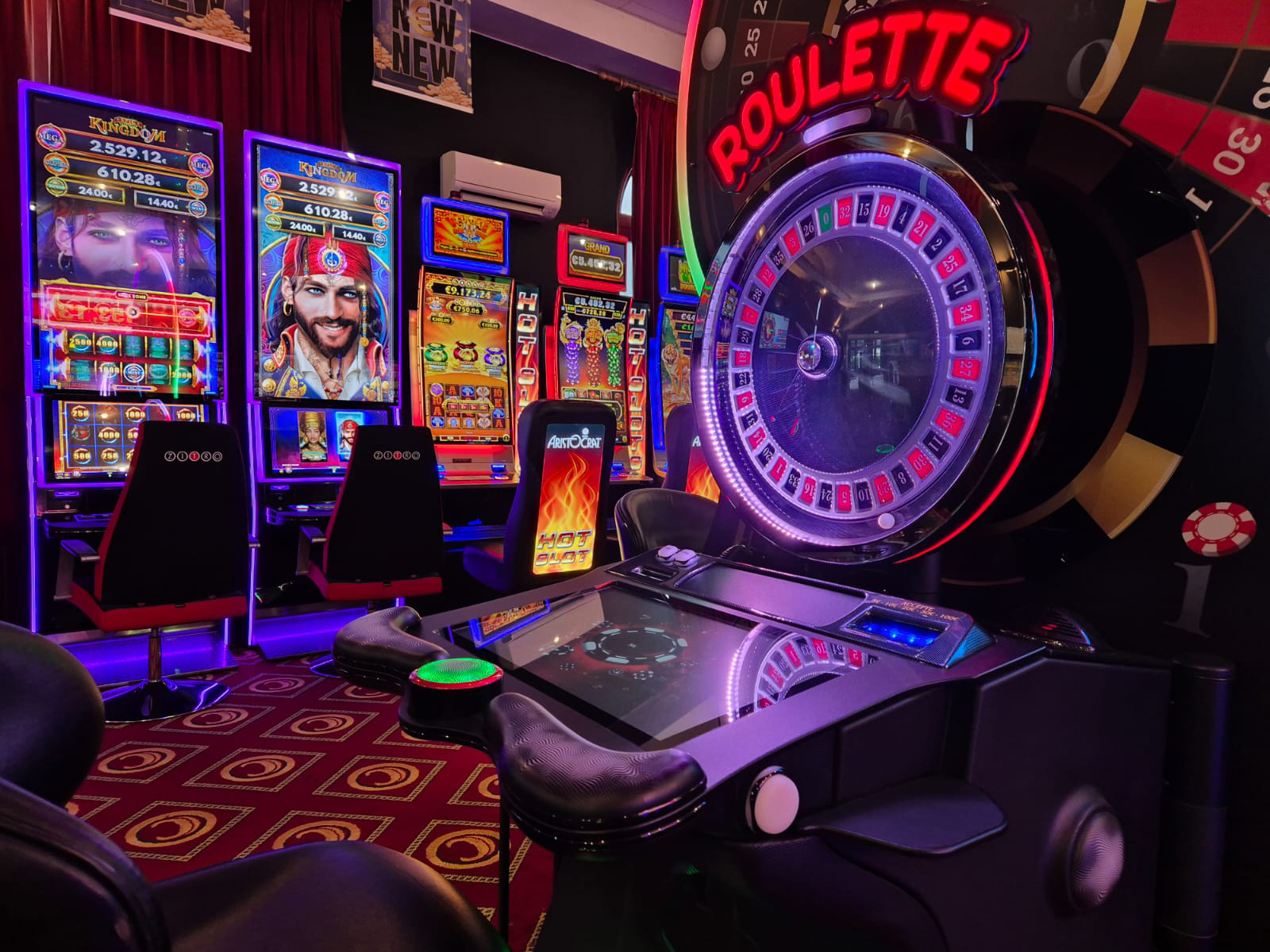 RoyalSpins Casino
